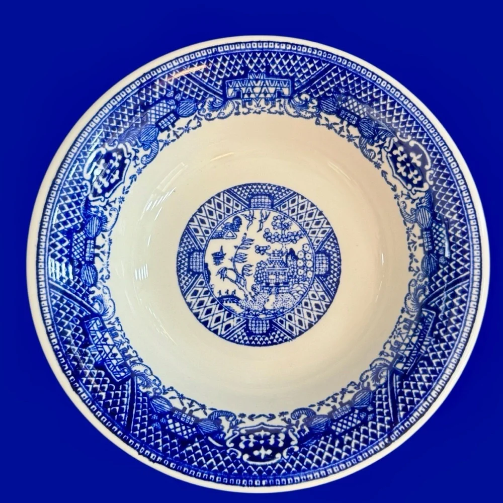 Vintage Blue Willow Porcelain Coupe Cereal Bowls by SCIO